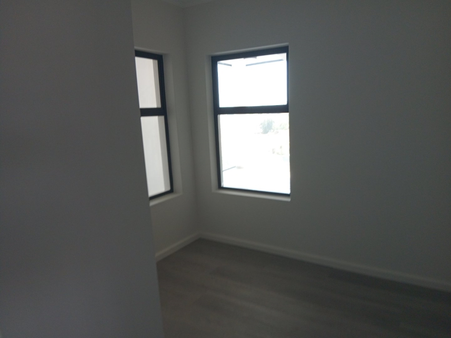 2 Bedroom Property for Sale in Flamingo Vlei Western Cape